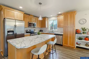 3902 Hawthorne Ave NE, Salem, OR 97301 - Photo 13