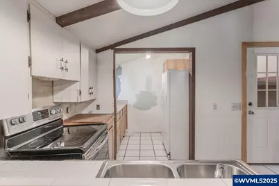 4170 Silver Falls Dr NE, Silverton, OR 97381 - Photo 7