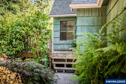 4170 Silver Falls Dr NE, Silverton, OR 97381 - Photo 3