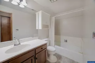 6630 Huntington Cir SE, Salem, OR 97306 - Photo 27