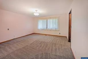 6630 Huntington Cir SE, Salem, OR 97306 - Photo 29