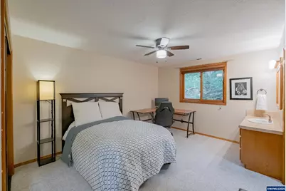 391 McNary Heights Dr N, Keizer, OR 97303 - Photo 37