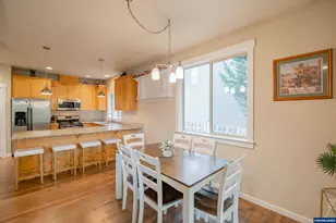 21022 Jennymarie Ln NE, Aurora, OR 97002 - Photo 3