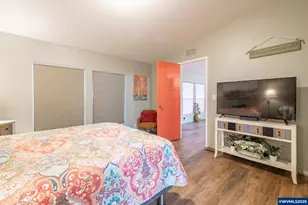 204 Cascade Dr, Lebanon, OR 97355 - Photo 17