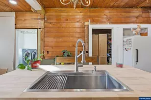 329 S 1st Ave, Mill City, OR 97360 - Photo 17