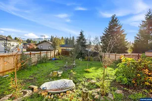 329 S 1st Ave, Mill City, OR 97360 - Photo 39