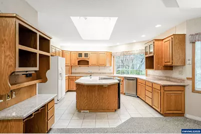 524 Clarmount Ct NW, Salem, OR 97304 - Photo 9