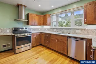 1725 24th St NE, Salem, OR 97301 - Photo 15