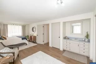 5015 Auburn Rd NE, Salem, OR 97317 - Photo 13