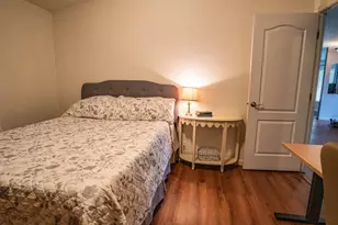 663 Royalty Cir NE, Salem, OR 97301 - Photo 27