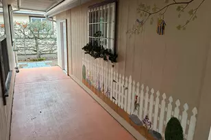 663 Royalty Cir NE, Salem, OR 97301 - Photo 37