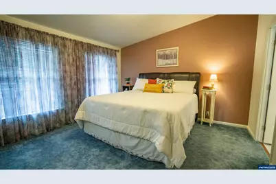 663 Royalty Cir NE, Salem, OR 97301 - Photo 21