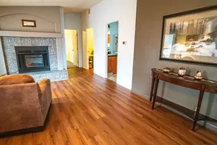 663 Royalty Cir NE, Salem, OR 97301 - Photo 5