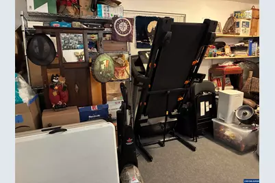 663 Royalty Cir NE, Salem, OR 97301 - Photo 35