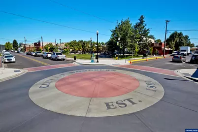 651 Merriott Ln, Woodburn, OR 97071 - Photo 21