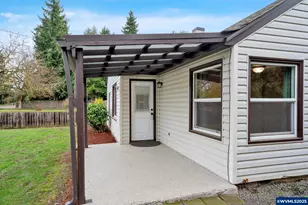 650 Tangent St, Lebanon, OR 97355 - Photo 25