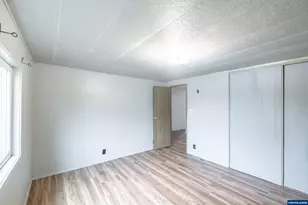 32300 Old Oak Dr, Tangent, OR 97389 - Photo 33