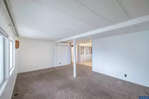 32300 Old Oak Dr, Tangent, OR 97389 - Photo 7