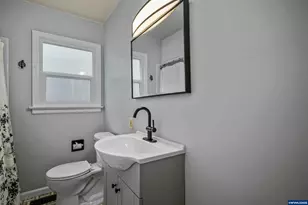 1885 Garfield St NE, Salem, OR 97301 - Photo 23