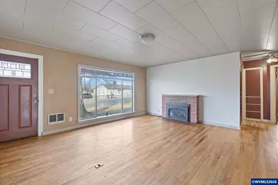 790 SE Garner St, Prineville, OR 97554 - Photo 3