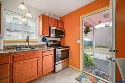 145 Ecols St N, Monmouth, OR 97361 - Photo 13