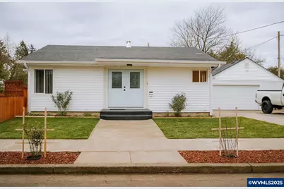 913 6th Av, Sweet Home, OR 97386 - Photo 1