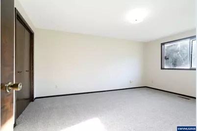 4904 Springhill Dr NW, Albany, OR 97321 - Photo 15