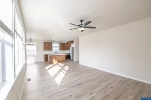 383 NW Denton Ave, Dallas, OR 97338 - Photo 11