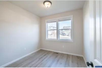 383 NW Denton Av, Dallas, OR 97338 - Photo 5