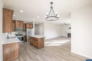 383 NW Denton Ave, Dallas, OR 97338 - Photo 9