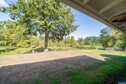 628 13th St, Lyons, OR 97358 - Photo 25