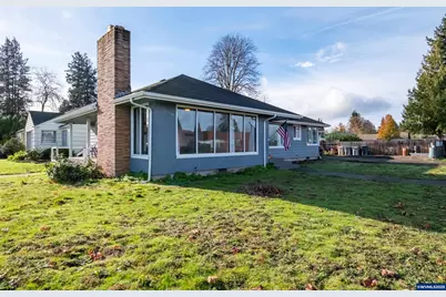 160 Tangent St, Lebanon, OR 97355 - Photo 3