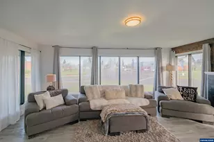 160 Tangent St, Lebanon, OR 97355 - Photo 7