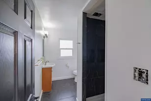 160 Tangent St, Lebanon, OR 97355 - Photo 27