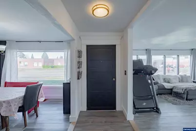 160 Tangent St, Lebanon, OR 97355 - Photo 5