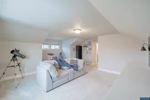 1024 Robbins Ct, Lebanon, OR 97355 - Photo 19