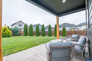 1024 Robbins Ct, Lebanon, OR 97355 - Photo 37