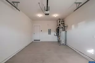 2488 Roll Tide (-2490) Ct, Lebanon, OR 97355 - Photo 25