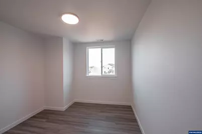 2488 Roll Tide (-2490) Ct, Lebanon, OR 97355 - Photo 19