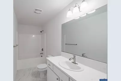 2488 Roll Tide (-2490) Ct, Lebanon, OR 97355 - Photo 23