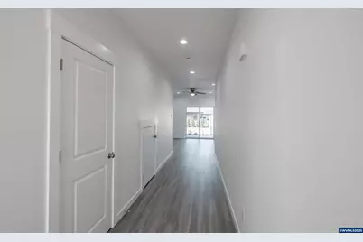 2488 Roll Tide (-2490) Ct, Lebanon, OR 97355 - Photo 11