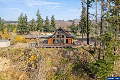 138 Santiam St, Gates, OR 97346 - Photo 5