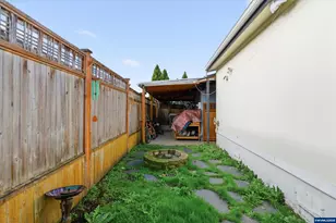 260 21st Av SE, Albany, OR 97322 - Photo 31