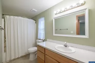 3419 Knoll Dr, Newberg, OR 97132 - Photo 25