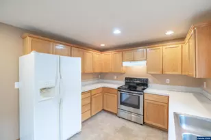 3419 Knoll Dr, Newberg, OR 97132 - Photo 13