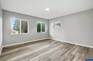 551 Riverview Dr NW, Salem, OR 97304 - Photo 17