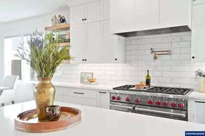 4105 Illahe Hill Rd S, Salem, OR 97302 - Photo 13