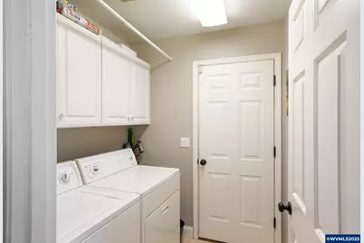 644 Creekside Dr SE, Salem, OR 97306 - Photo 33