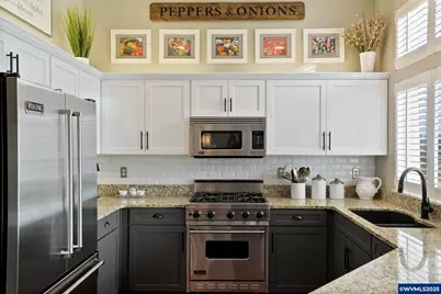 644 Creekside Dr SE, Salem, OR 97306 - Photo 17