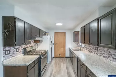 920 N 9th St, Aumsville, OR 97325 - Photo 15